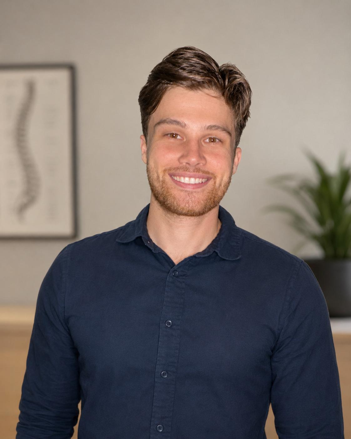 Niclas Angenvoorth, Heilpraktiker · Schwerpunkt Chiropraktik bei ReSet Chiropraktik Kempen